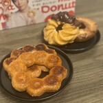 mister Donut Ichikawa Ekimae Shop - ・ポン・デ・リング
                        ・オールドファッション
                        ・エンゼルフレンチ