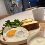 TORANOMON HILLS CAFE - 