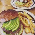 BELLOWS BURGER - 