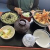 Seafood Restaurant Old River - 僕の「海老天丼セット」はおそばで