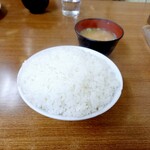 Taishu Chuka Horai Kitanijuyonjo Ten - デッカイご飯