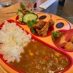 炭焼 肉の近どう - 子供はいつだってカレーが好きさ。。