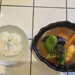 ルッカパイパイ - 料理写真:チキンベジタブルカレー