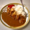 Otoraya Shokudo - カツカレー。辛さは無く食べ易いカレーです。