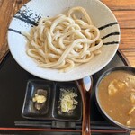 ががちゃ屋 - ◯カレー汁つけうどん　930円