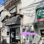 ア フュー ワーズ コーヒー - お店の外観