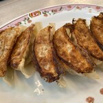 Gyoza no Osho Chikushino Ten - これを食べたかった
                      もっちりと厚めの皮