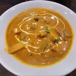 Indian Dining & Bar Piers - 日替わりカレー(チキンと野菜)辛口