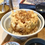 十六番 - 料理写真:海鮮かき揚げ丼