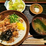 Kushiyaki Bistro Fukumimi Ginza 5 Ten - 焼鳥丼のランチ