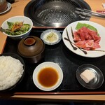 焼肉レストラン ひまわり - 