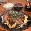 常盤屋べんべん - 料理写真:肉玉そば＋キムチの定食