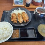 Karayama Musashimurayama Ten - からやま定食(3個)@549円(クーポン使用)