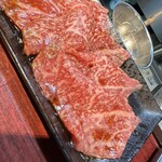 牛肉商 牛旬 三郎 - 