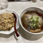 Kaen Hon Ten - ラーメン（700円）
                        ヤキメシ（700円）