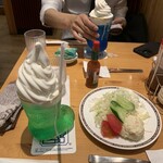 Komeda Coffee Ten Shinjuku Yasukunidori Ten - 