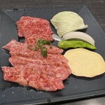 Tsuru Ushi Yakiniku Ootaya Kobe Motomachi Ten - 