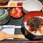 Oumigyu Oroshi Donya Yakiniku Geki Amagasaki Honten - 近江牛まぶし   1090円