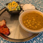 Ali's Halal Kitchen - 