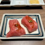 Yakiniku Great Utsunomiya Ekimaeten - お通し：低温調理の和牛握り