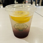 FRESHNESS BURGER Hankyu Sanbangai Umeda Fod Hall Ten - 