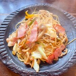 Rest Area JiZi - 料理写真:きのことベーコンの和風パスタ