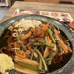 Edomae Tachigui Niku Soba Niku Udon Nojirou - なめこ山菜そば510円と冷しぶっかけ券50円