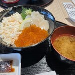 二條亭 - かにいくら帆立丼2,280円