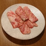 Kuroge Wagyu Yakiniku Shichikozan Kawaguchi Honten - カルビ