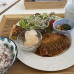 Cafe&lunch F+ - 