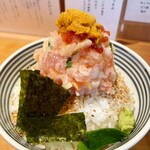 日本橋海鮮丼 つじ半 - 料理写真:梅（¥1,250税込）のうに増し（＋¥550税込）