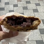 Taiyaki Honpo Yujido Higashiekimaeten - たいやき(つぶあん) 150円 (中までぎっしりつぶあん)