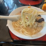 Brasserie Ginza Lion Nakayama Keibajo Ten - 麺リフトしてみました