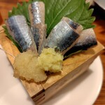 Seafood Robata Uomasa Taira Moto Ten - サンマ刺し身