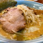 北海道ラーメン おやじ - 料理写真:おやじ麺1,050円 大盛り130円