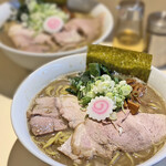 自家製麺 二丁目ラーメン - 料理写真: