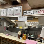 Soba Dokoro Jei A Kita Senju Eki Ni Sanban Sen Homu Ten - 昭和感漂う店内