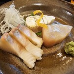 福寿司 - 鰆の刺身　2200円