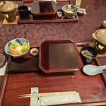 旅館花屋 - テーブル全体