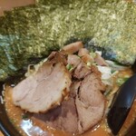 横浜ラーメン てっぺん家 - 