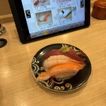 Kaiten Sushi Triton Kiyota Ten - おすすめ三貫