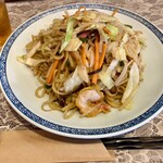 はちの家 - 料理写真:上海焼きそば＝852円