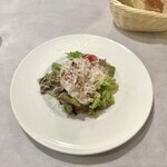 RiSTORANTE EST -  すりたて生ハムと新鮮な野菜のサラダ
                          パルミジャーノチーズを削って