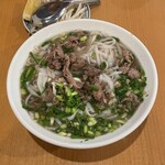 Vietnamese LANG VIET QUAN Dainishiten - 牛肉炒めフォー　1,100円