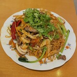 Vietnamese LANG VIET QUAN Dainishiten - 海鮮焼きそば　950円