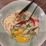 LuggNagg italian - 旬の野菜を選べるペペロンチーノ(野菜は店員さんセレクト