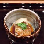 Japanese cuisine Byakuya - 煮物　子持ち鮎　小カブ