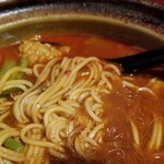 中国家庭料理 楊 - 麺と春雨。