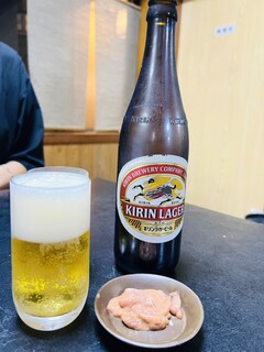 Owariya - アルコールを頼むと、有難い事に美味しいイカの塩辛が付きます(*´▽`*)♪