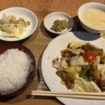 Chinese Tonko Hiroshimagurandotawaten - 日替わり主菜ランチ　週末価格1,100円